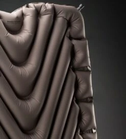 Matelas Klymit Static V Luxe 10 Matelas Klymit Static V Luxe -Randonnée Et Camping matelas gonflable klymit static v luxe 04