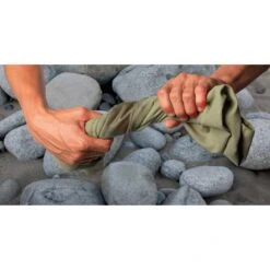 Serviette Pocket Towel Sea To Summit -Randonnée Et Camping sts pocket towel 1