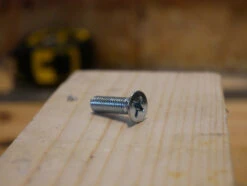 Vis Fixations M6 X 20 Mm (x10) -Randonnée Et Camping vis m6 20 02